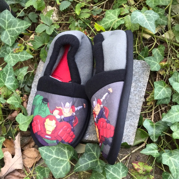 kids hulk slippers